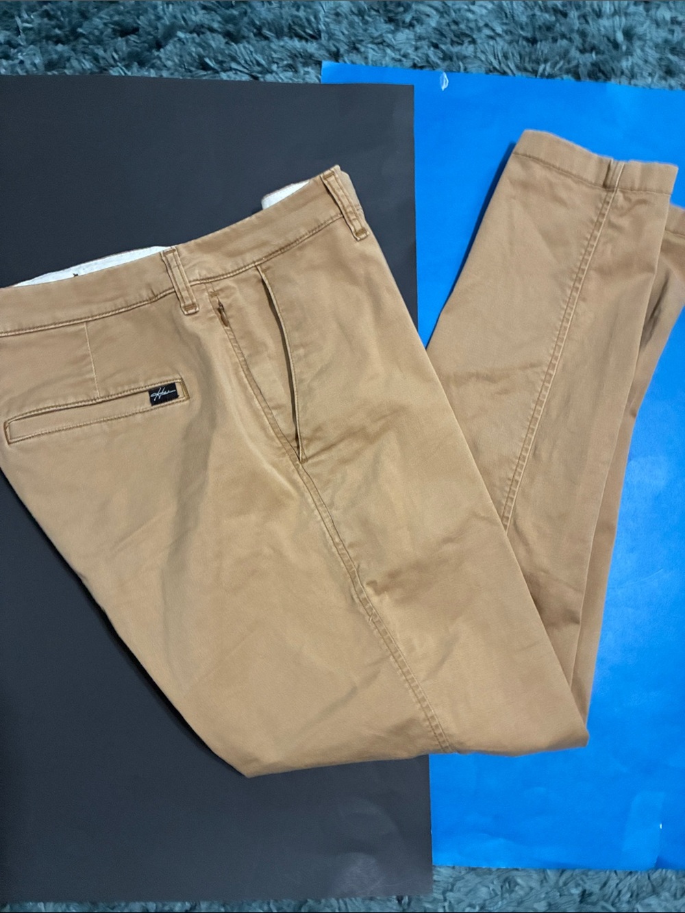 Hollister -ATHLETIC SKINNY CHINOS (select your color) - Picture 2 of 12